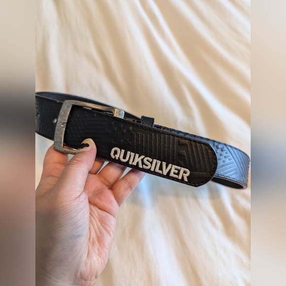 3/$20! Quicksilver Kids Belt - Picture 2 of 7